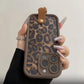 Husă cu imprimeu leopard pentru iPhone cu șnur