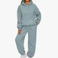 Set casual din 2 piese: bluză cu glugă și mâneci lungi și pantaloni