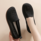 🧦✨ Papuci fără șireturi (se încalță ușor) – Material elastic și respirabil, nu obosesc picioarele nici după o plimbare lungă – Plată la livrare 🛒✅